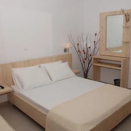 Meltemi Retreat Guest house Irakleia (Naxos)