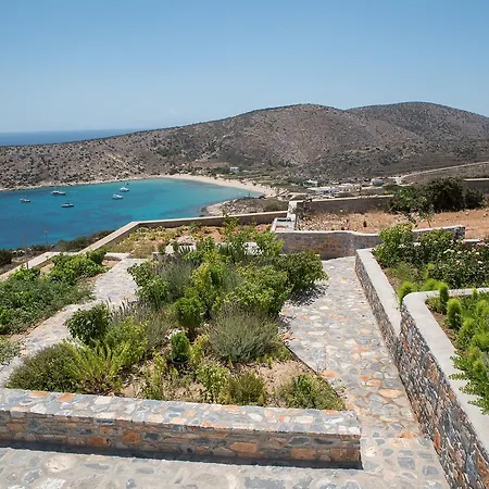 Meltemi Retreat Guest house